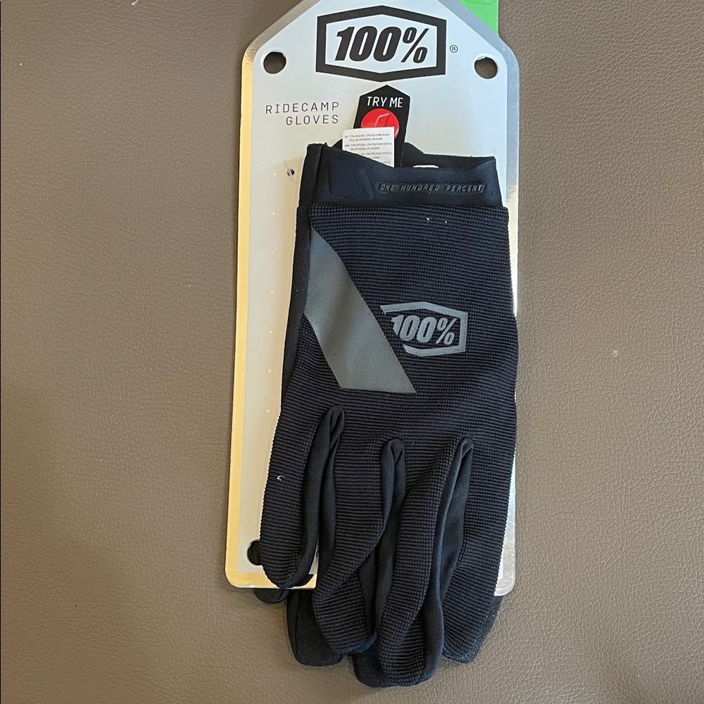 NWT 100% Ridecamp Men’s Cycling Gloves - Multiple sizes.  (G33)